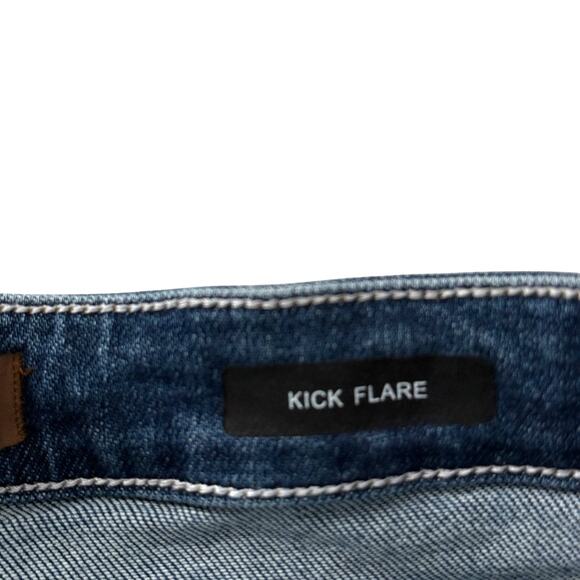Judy Blue Kick Flare Jeans Women's Size 7 28 Medium Wash Raw Hem Stretch Denim - Picture 8 of 9